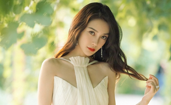 sex người máy Miệng em toàn mùi tinh của anh thôi